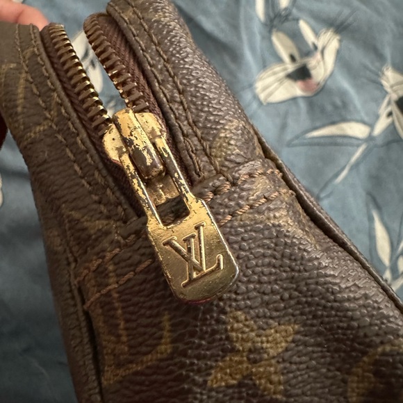 Authentic Vintage Monogram Pouch Louis Vuitton Toiletry 23 - Picture 5 of 14